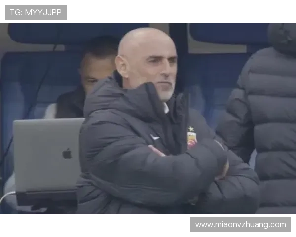 上海海港主帅穆斯卡特荣膺中超九十月最佳教练称号